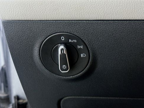 Used 2025 Volkswagen Taos S FWD image 16