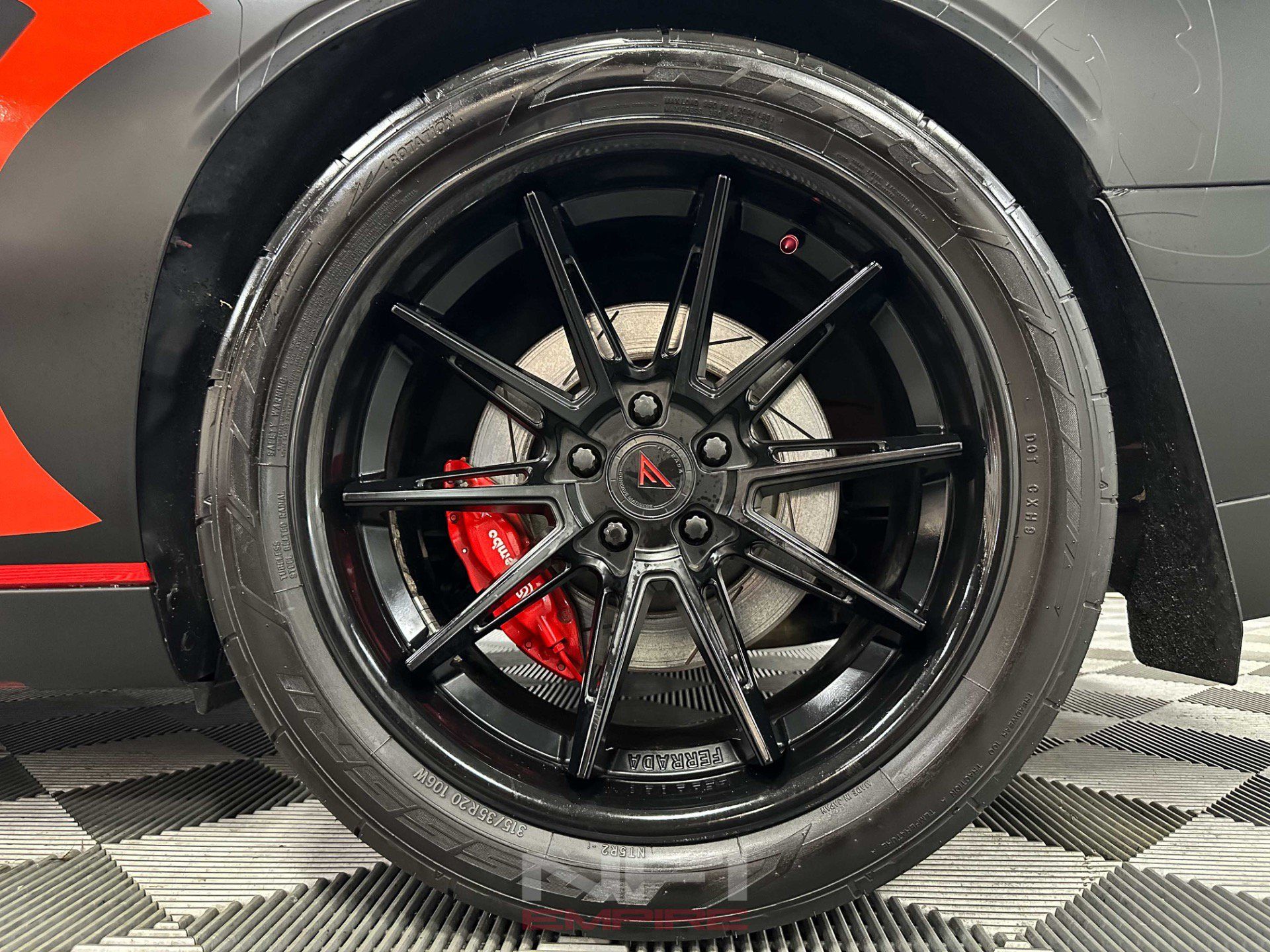 Used 2016 Dodge Challenger SRT Hellcat RWD image 22