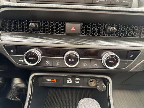 Used 2025 Honda CR-V EX image 25