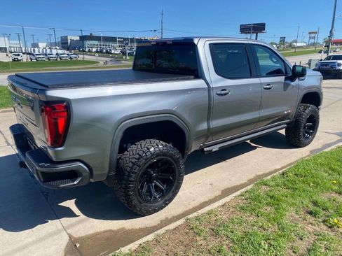 Used 2020 GMC Sierra 1500 AT4 w/ Off-Road Performance Package AWD/4WD image 5