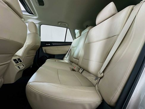 Used 2018 Subaru Outback 2.5i Limited image 23