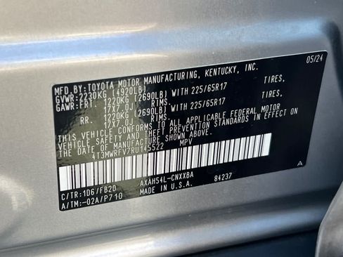 Certified 2024 Toyota RAV4 LE AWD/4WD image 32