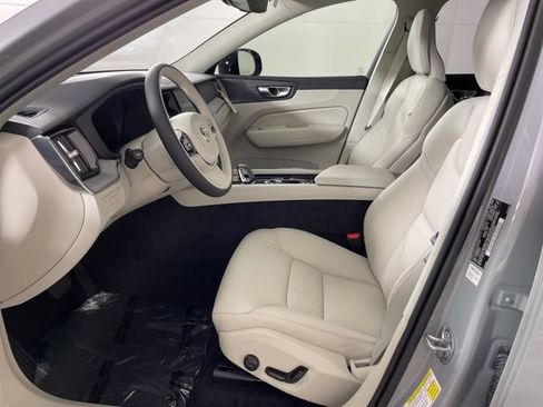 Certified 2025 Volvo XC60 T8 Plus w/ Protection Package Premier AWD/4WD image 25