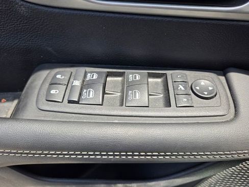 Used 2024 Chrysler Pacifica Limited w/ S Appearance Package AWD/4WD image 20