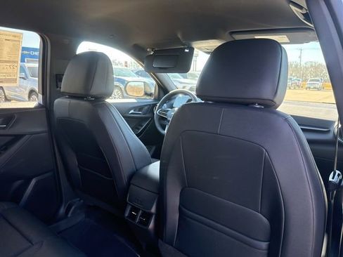 New 2026 Chevrolet Equinox LT w/ Convenience Package II FWD image 50