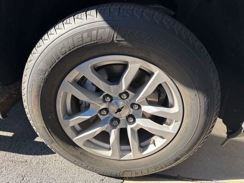 Used 2019 Chevrolet Silverado 1500 RST w/ All-Star Edition image 5