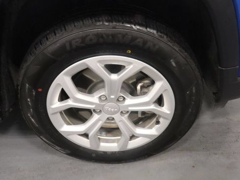 Used 2024 Jeep Compass Latitude AWD/4WD image 26