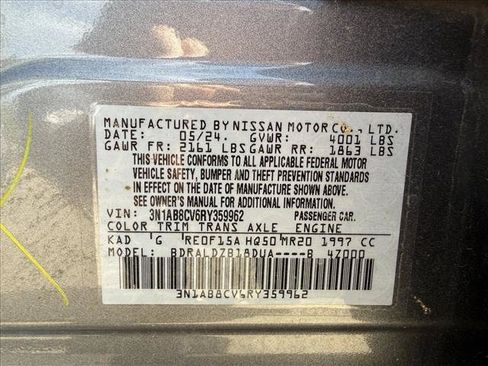 Used 2024 Nissan Sentra SV FWD image 27