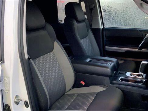 Used 2021 Toyota Tundra SR5 w/ SR5 Upgrade Package image 9