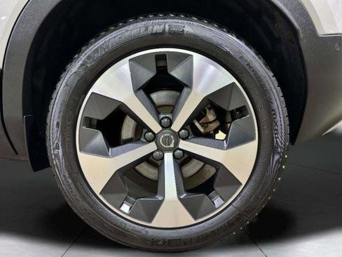 Used 2023 Volvo XC40 B5 Plus w/ Driver Assist Package AWD/4WD image 20