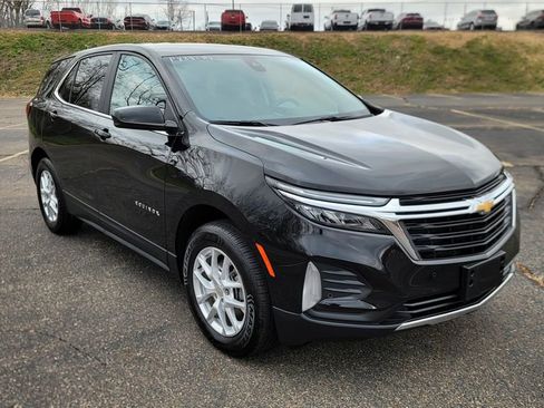 Used 2024 Chevrolet Equinox LT image 16