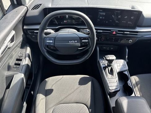 New 2026 Kia Sportage LX FWD image 15