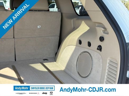 Used 2017 Jeep Grand Cherokee Overland AWD/4WD image 20