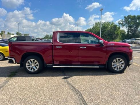 Used 2020 Chevrolet Silverado 1500 LTZ w/ LTZ Plus Package AWD/4WD image 9