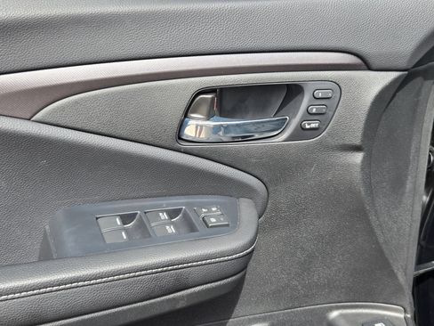 Certified 2025 Honda Ridgeline RTL image 11