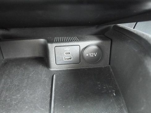 Used 2025 Ford Escape ST-Line FWD image 29