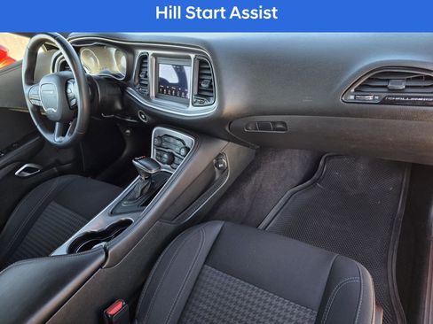 Used 2019 Dodge Challenger SXT image 16