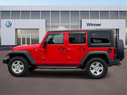 Used 2016 Jeep Wrangler Unlimited Sport w/ Quick Order Package 24S AWD/4WD image 2