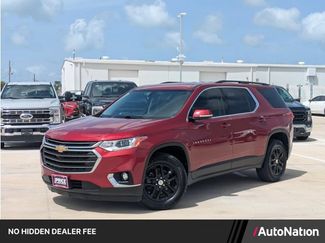 Used 2020 Chevrolet Traverse LT FWD video 1
