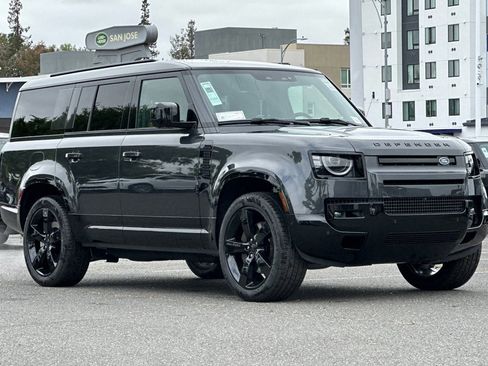 New 2026 Land Rover Defender 130 X-Dynamic SE AWD/4WD image 8