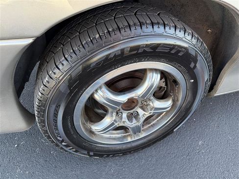 Used 2002 Chevrolet Camaro LT w/ Preferred Equipment Group 1 image 14