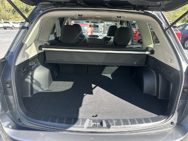 Used 2024 Subaru Forester Premium AWD/4WD image 23