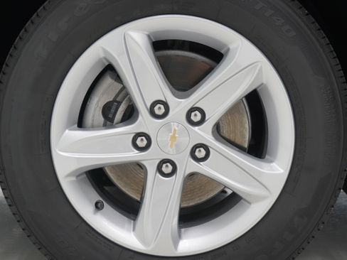 Used 2023 Chevrolet Malibu LS FWD image 23