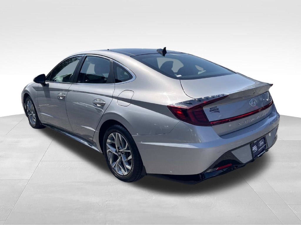 Used 2023 Hyundai Sonata SEL w/ Convenience Package FWD image 7