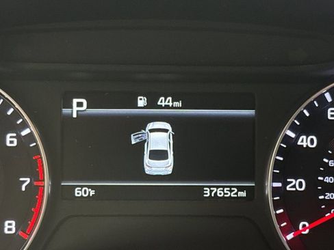 Used 2023 Kia Forte LXS w/ LXS Technology Package FWD image 20