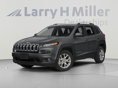 Used 2015 Jeep Cherokee Latitude w/ Comfort/Convenience Group