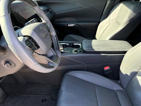 Used 2026 Lexus RX 350h w/ Convenience Package AWD/4WD image 11