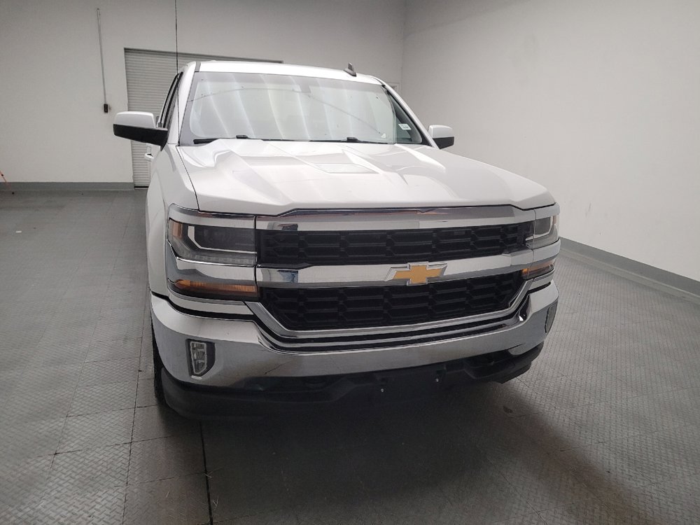 Used 2018 Chevrolet Silverado 1500 LT w/ All Star Edition AWD/4WD image 14