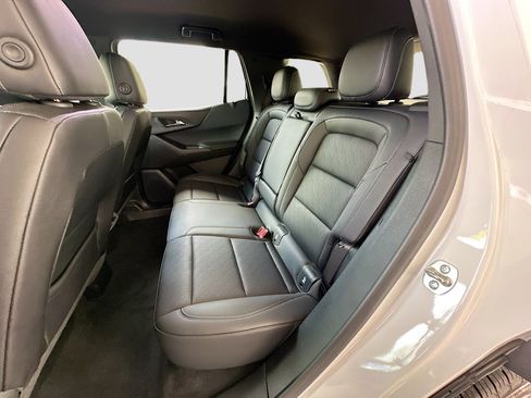 Used 2026 Chevrolet Equinox LT w/ Convenience Package II image 24