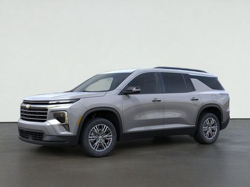New 2026 Chevrolet Traverse LT AWD/4WD image 2