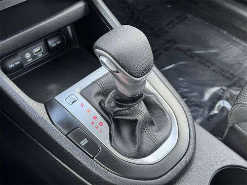 Used 2020 Kia Forte LXS image 27