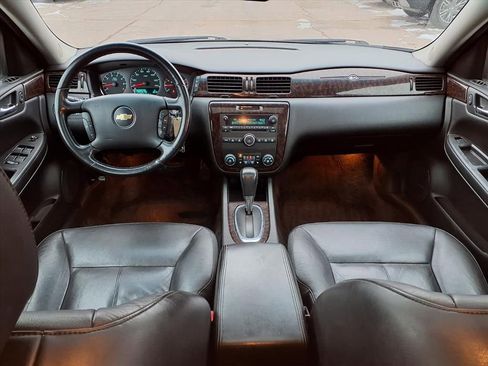 Used 2012 Chevrolet Impala LTZ image 10