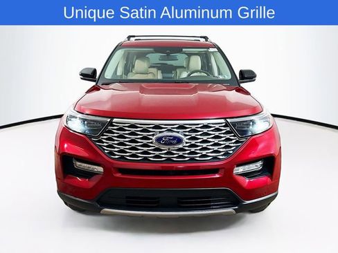 Certified 2020 Ford Explorer Platinum w/ Premium Technology Package AWD/4WD image 2
