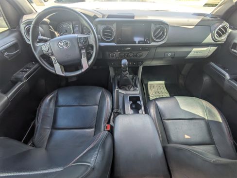 Used 2019 Toyota Tacoma TRD Pro AWD/4WD image 14