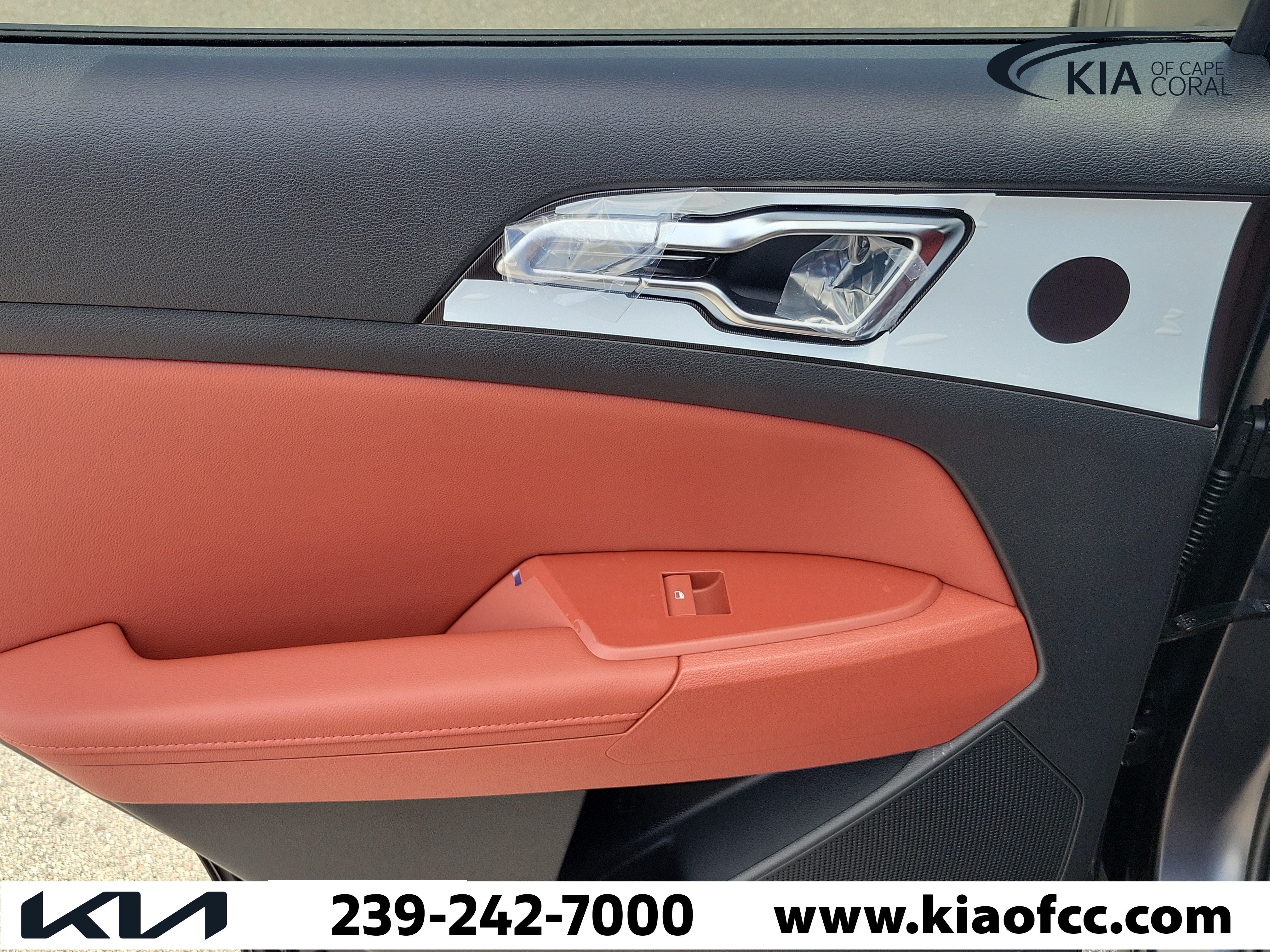 New 2027 Kia Sportage SX FWD image 15