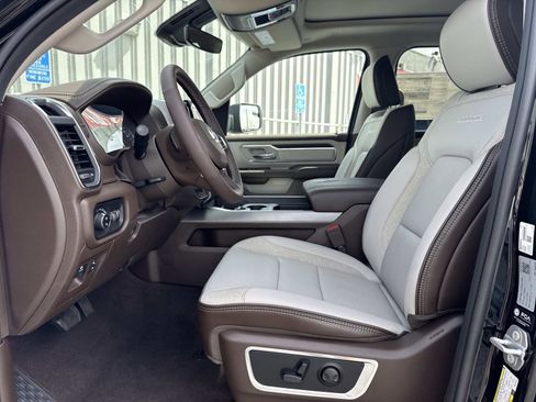 New 2026 RAM 1500 Laramie w/ Laramie Preferred Package AWD/4WD image 22