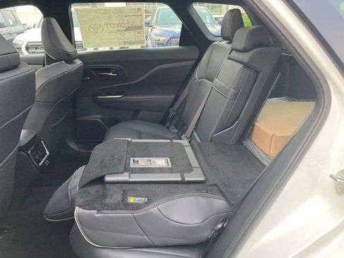 New 2025 Toyota Crown Signia image 18