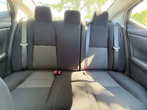 Used 2024 Nissan Sentra SV FWD image 28