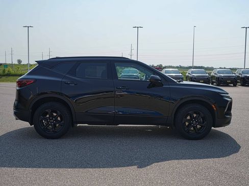 Used 2024 Chevrolet Blazer LT w/ Convenience Package AWD/4WD image 5