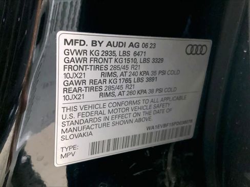 Used 2023 Audi Q8 Premium Plus image 19