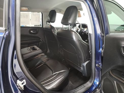 Used 2018 Jeep Compass Latitude FWD image 29