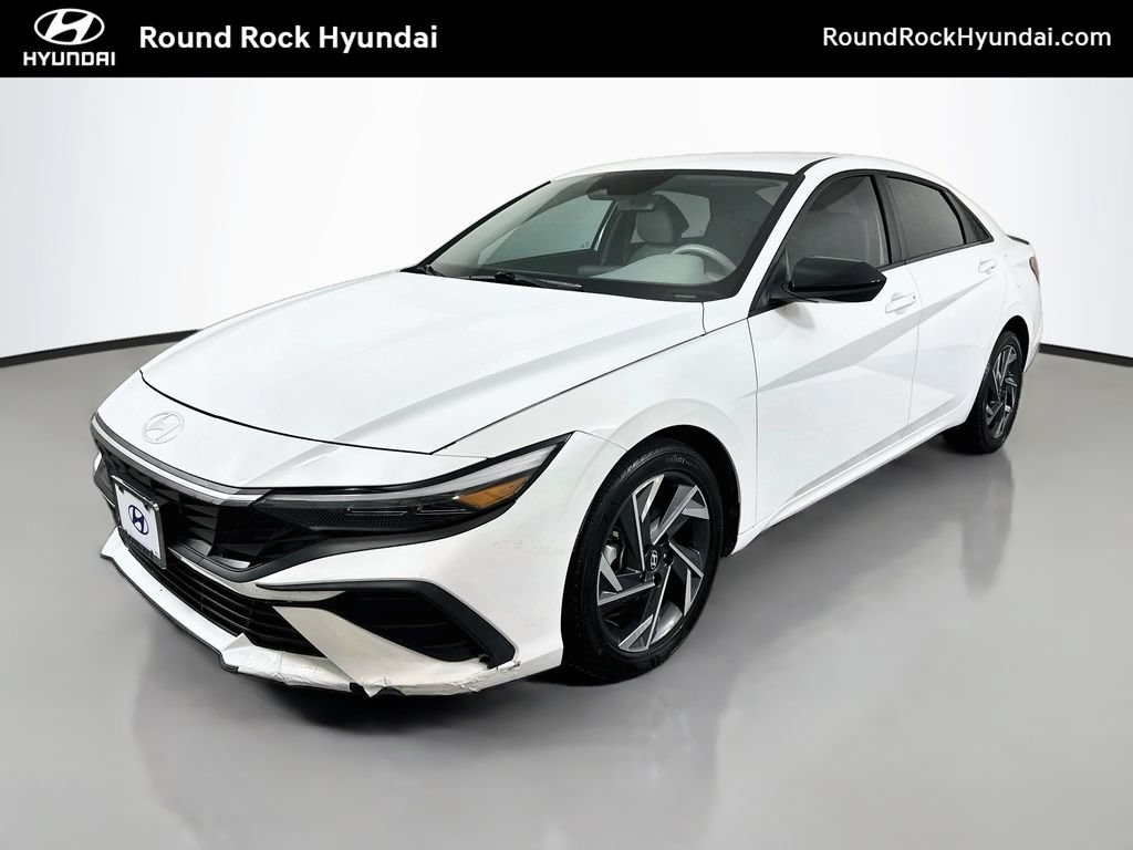 Used 2025 Hyundai Elantra Sport FWD image 1