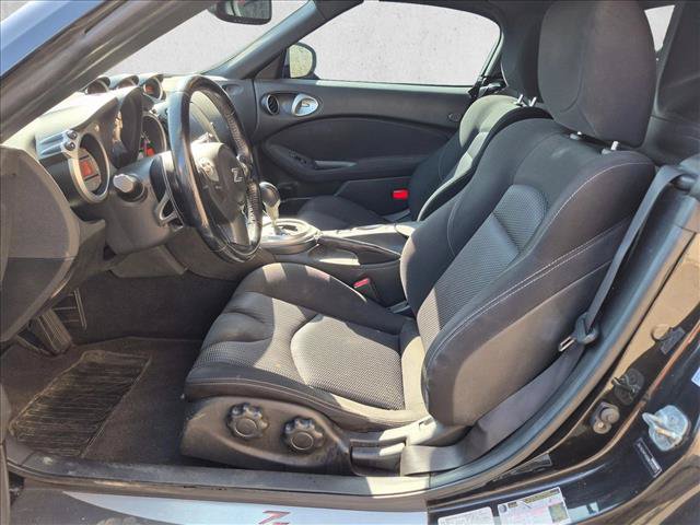 Used 2011 Nissan 370Z Roadster RWD image 16