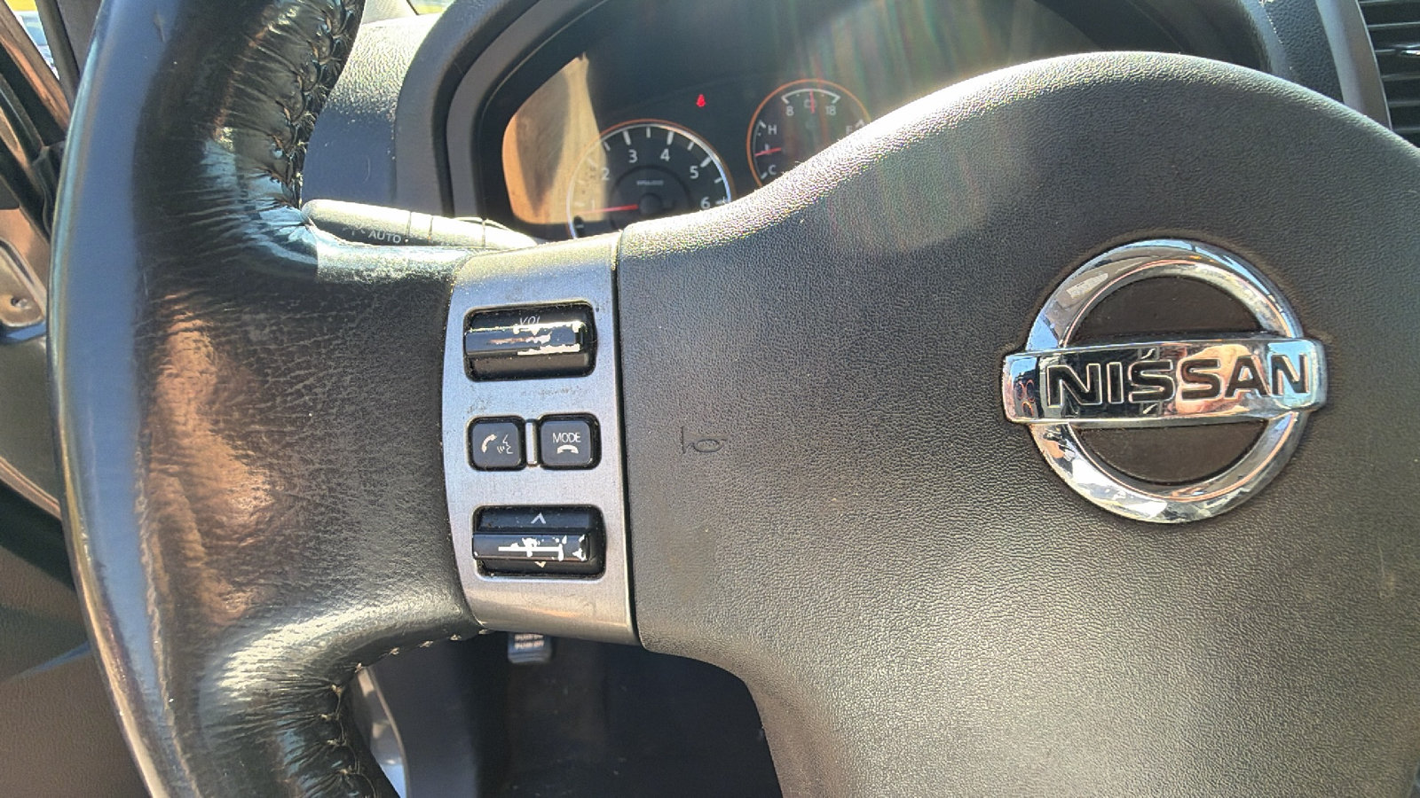 Used 2010 Nissan Armada Titanium AWD/4WD image 27