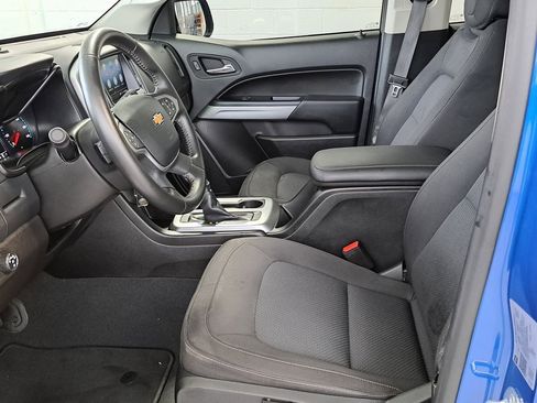 Used 2022 Chevrolet Colorado LT w/ Safety Package image 24