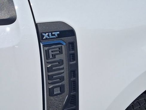 Certified 2025 Ford F250 XLT AWD/4WD image 30